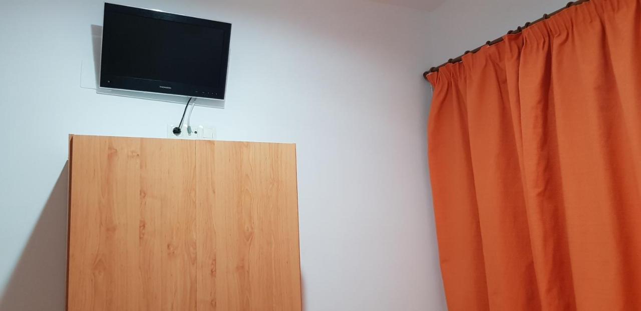 Hospederia Laredo Ξενοδοχείο La Carlota Εξωτερικό φωτογραφία